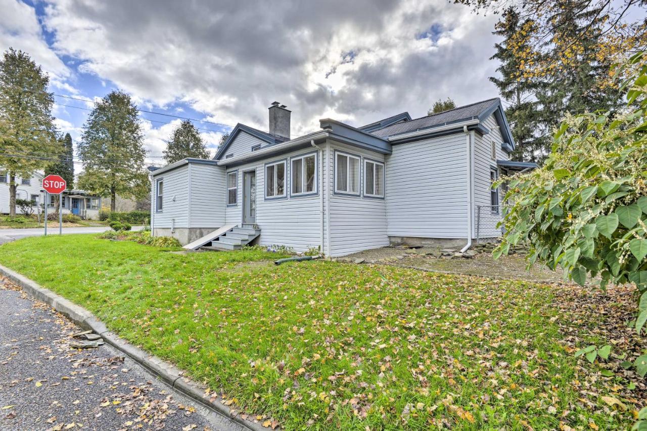 Spacious By Finger Lakes And Watkins Glen! Holiday home