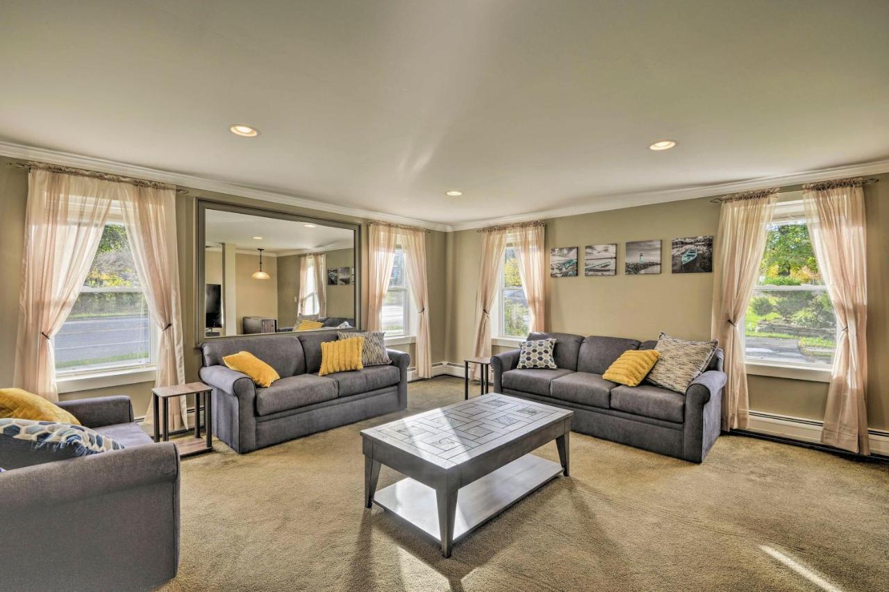 Spacious By Finger Lakes And Watkins Glen! Holiday home *