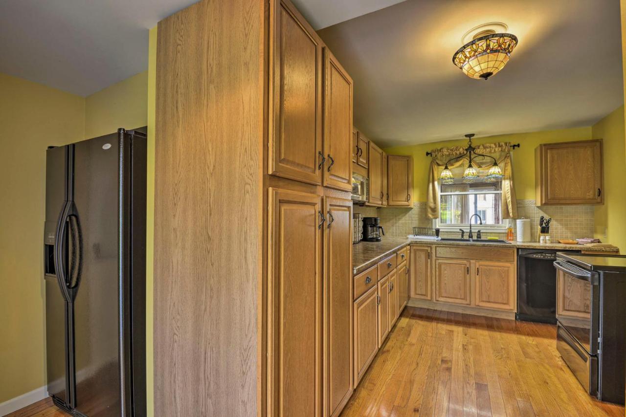 Holiday home Spacious By Finger Lakes And Watkins Glen!
