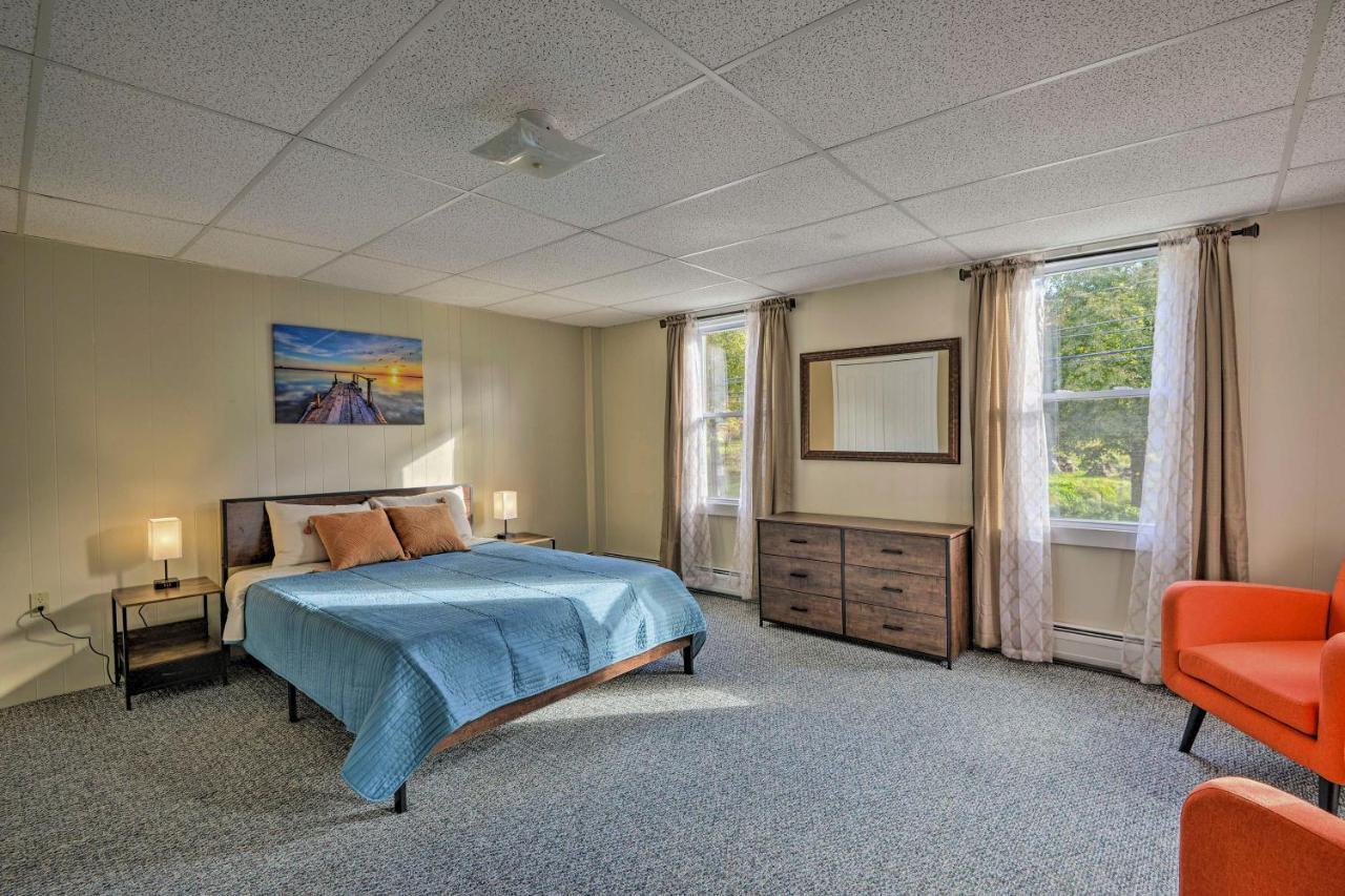 Spacious By Finger Lakes And Watkins Glen! Burdett